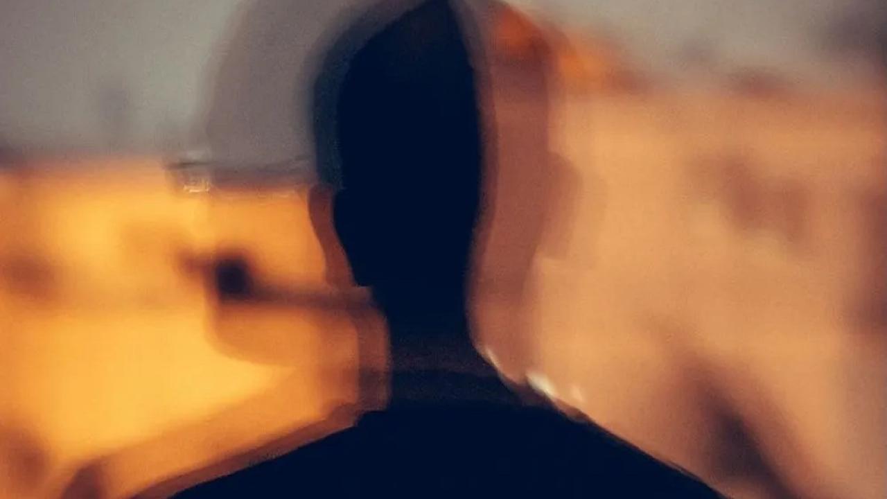 بررسی