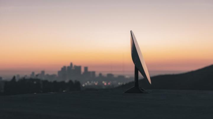 آغاز