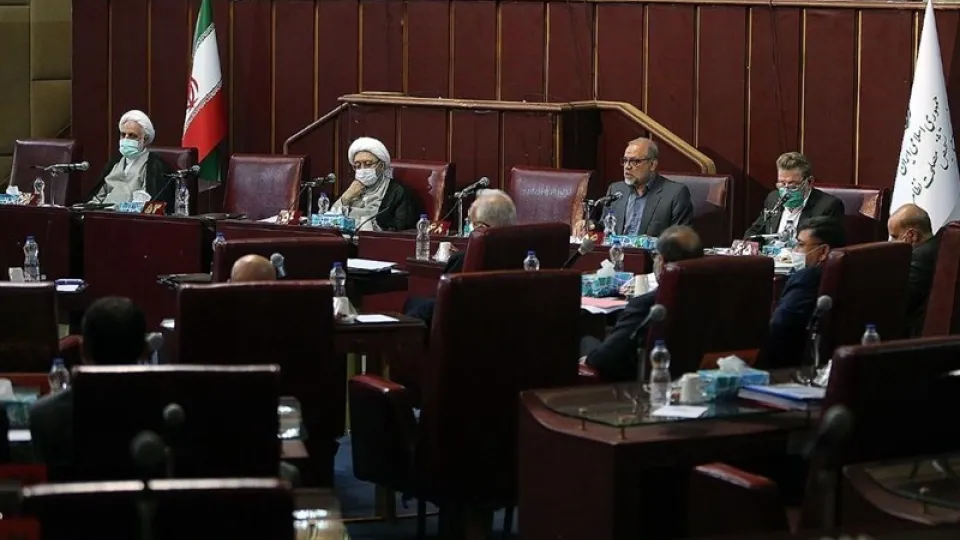 تاکید
